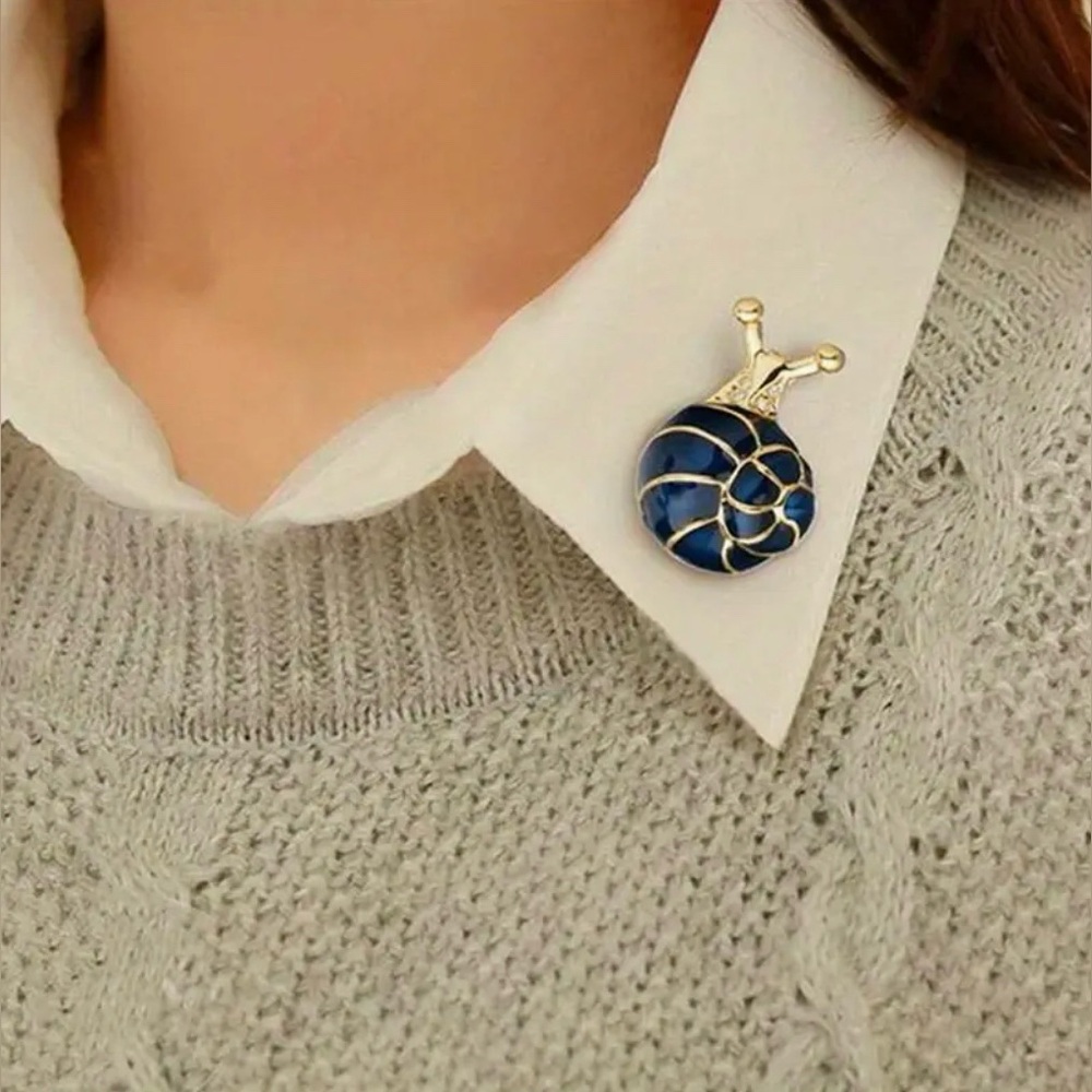 Enamel Snail Brooch Gorgeous Modern New - Picture 2 of 3